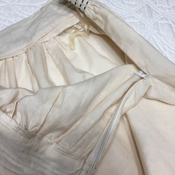 ECI Cream Skirt with Navy Blue Scalloped Embroidered Edge Details, Size 14 - Picture 6 of 13